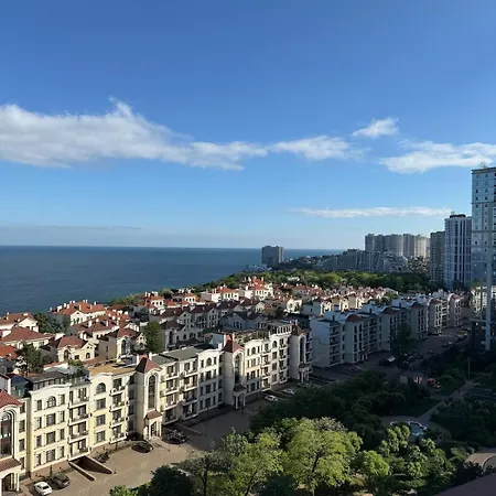 морской вид в наших апартаментах с каждого окна! オデッサ